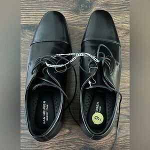 Van Heuden men’s dress oxfords